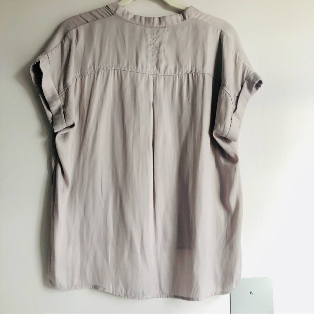 Miou Muse Silky Dropped Shoulder V-Neck Silver Gray Blouse Women's Size M - Picture 7 of 8